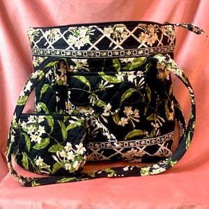 Vera Bradley Tote Retired Jasmine Pattern Zip Top Six Inside Pockets